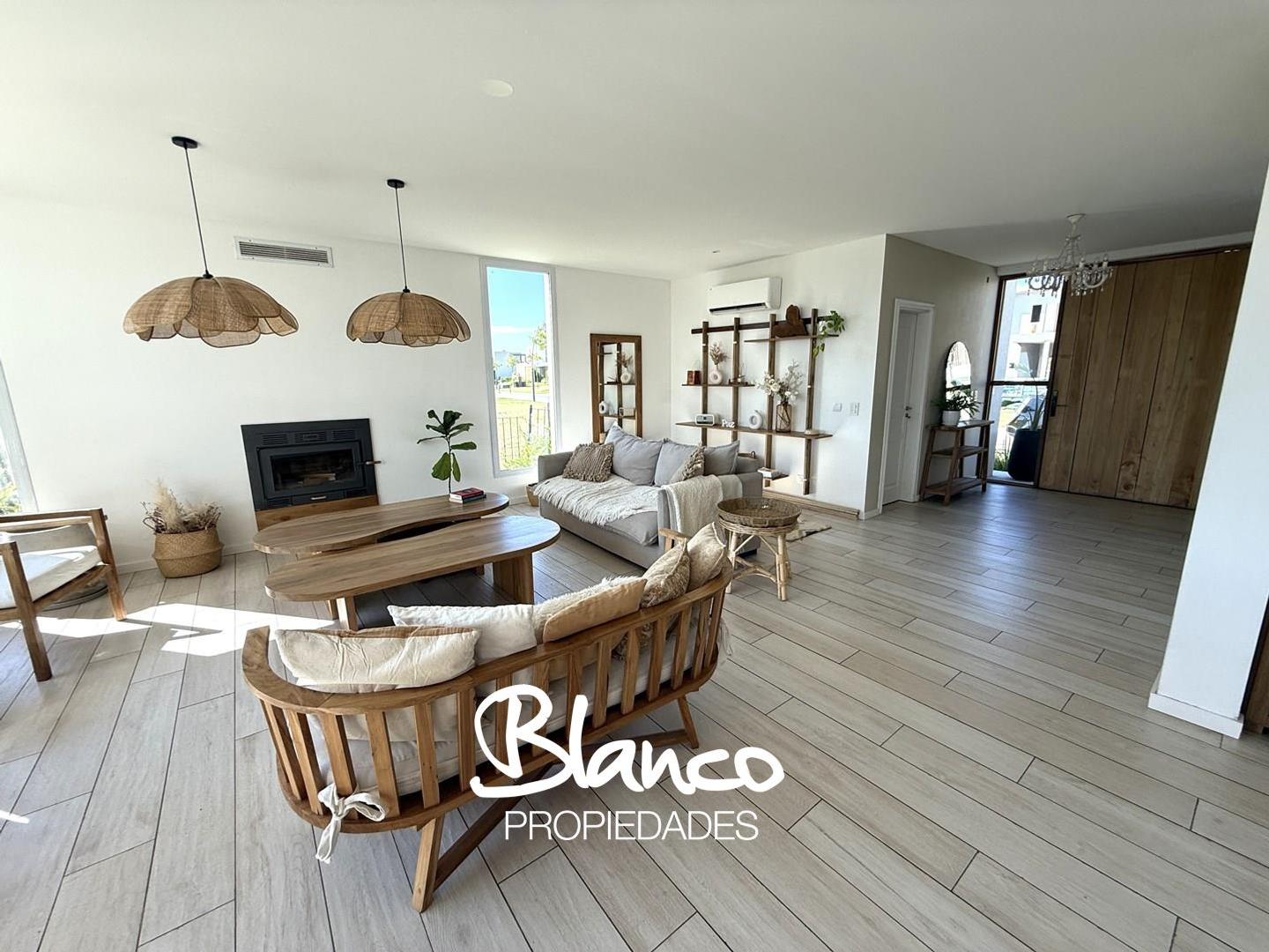 Casa en Alquiler en Puertos, USD 2.000