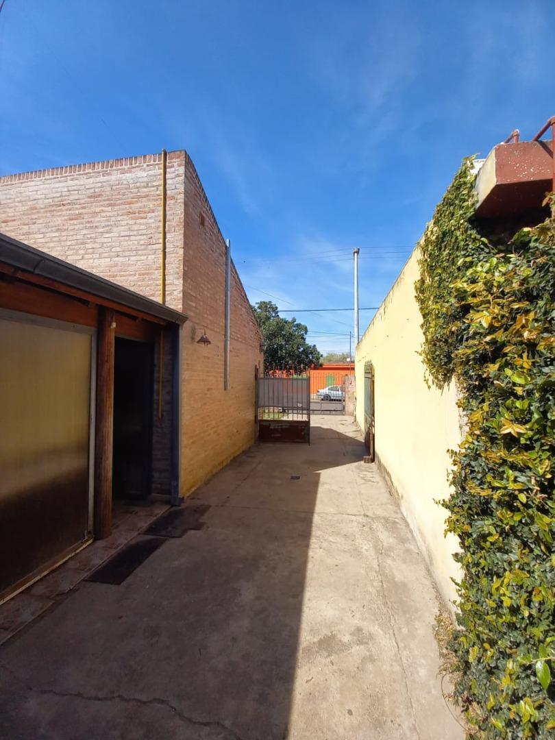 CASA 2 DORMITORIOS APTO CREDITO EN VENTA EN ARGUELLO NORTE