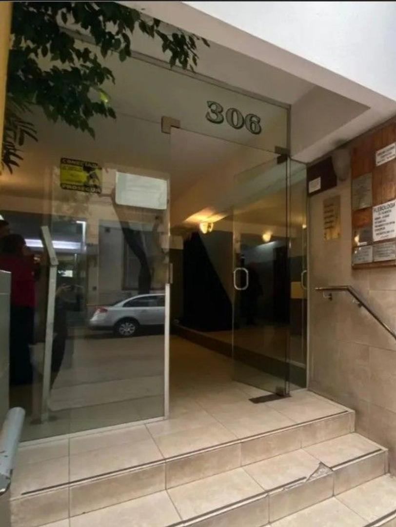 Gral. José De San Martín 300, Piso 3