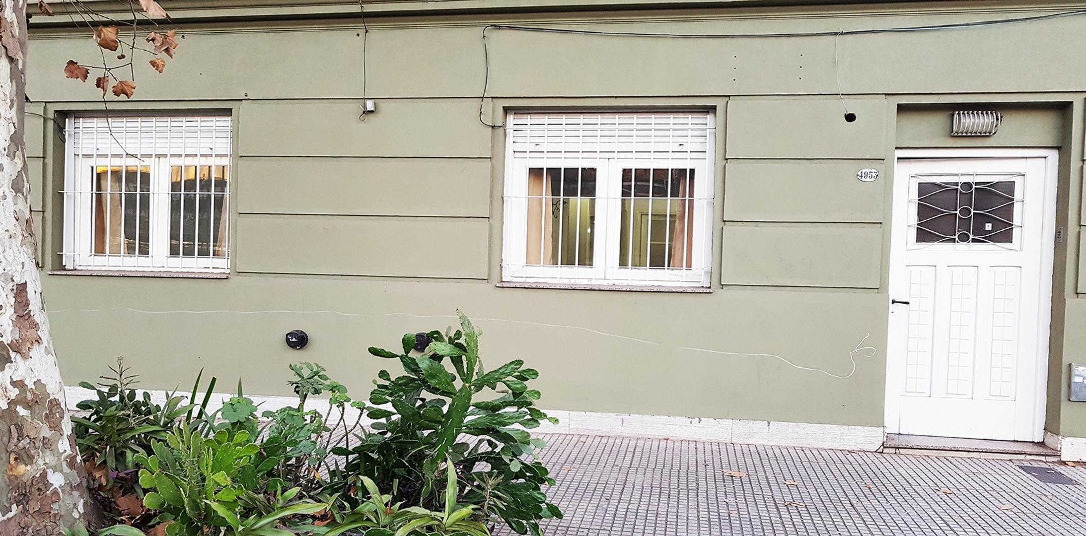 Depto Tipo Casa en Alquiler de 2 dormitorios