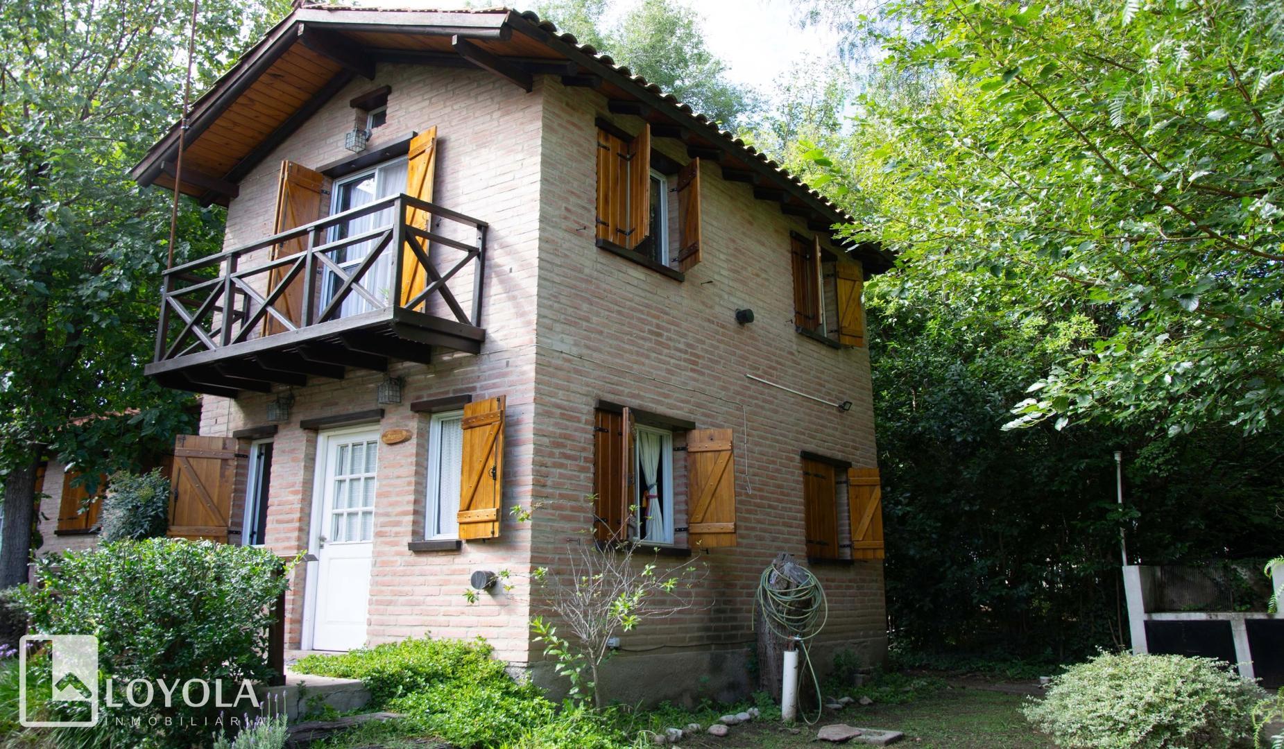 Casa en Venta con 1 cochera