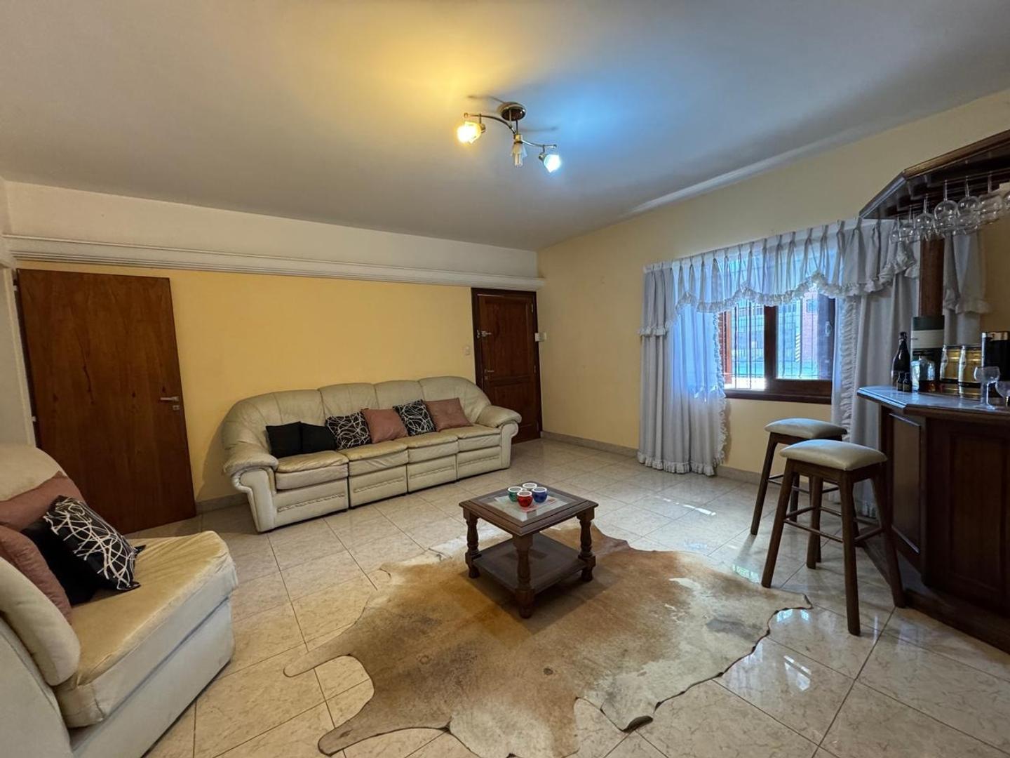 CHALET EN VENTA EN REMEDIOS DE ESCALADA