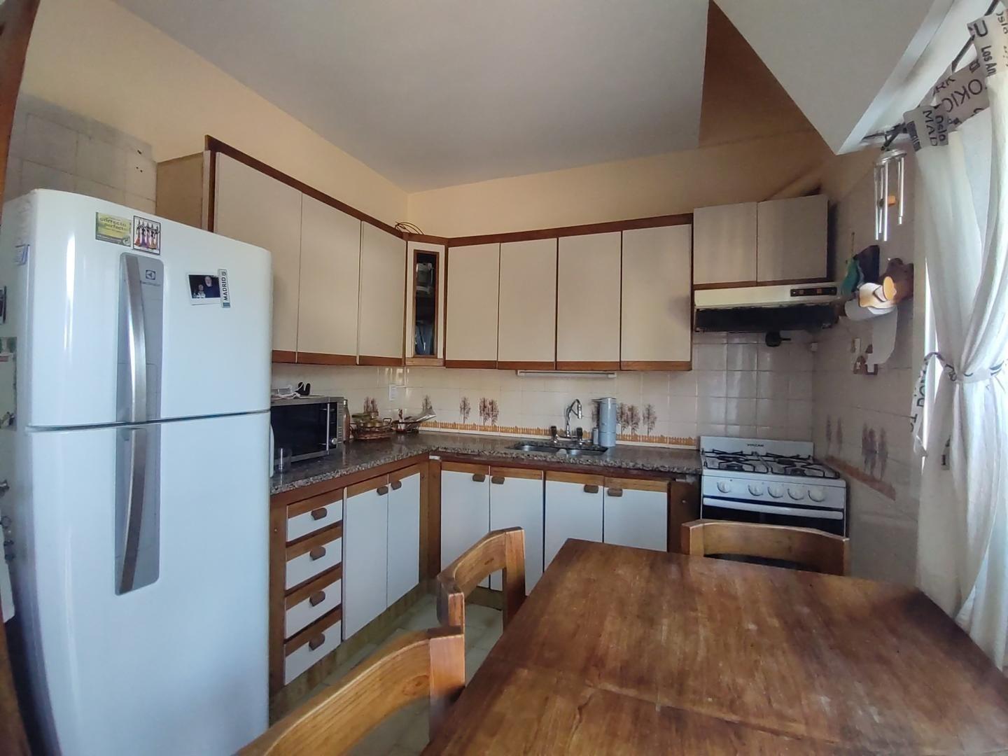 Depto Tipo Casa 3 ambientes con 1 baño