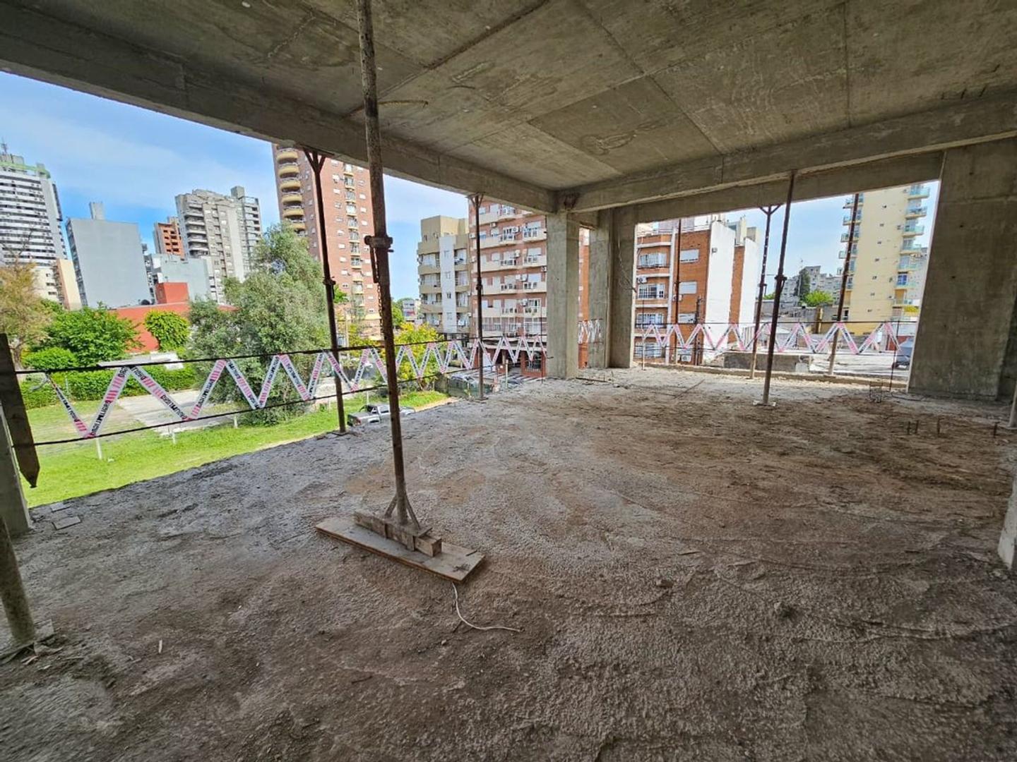 VENTA DEPARTAMENTO 2 AMBIENTES COCHERA JUNIO 2027