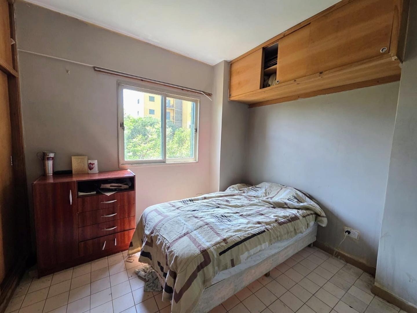 Av. Gral. Paz 15200, Piso 2