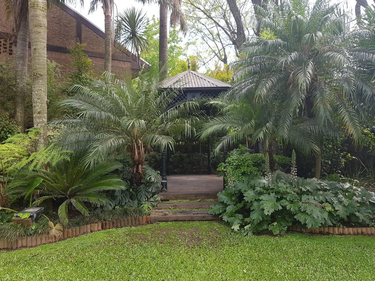 Casa 7 ambientes con 7 baños