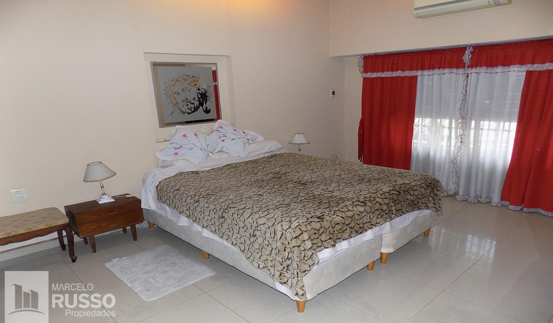 CASA 4 AMBIENTES EN PLANTA BAJA – PH