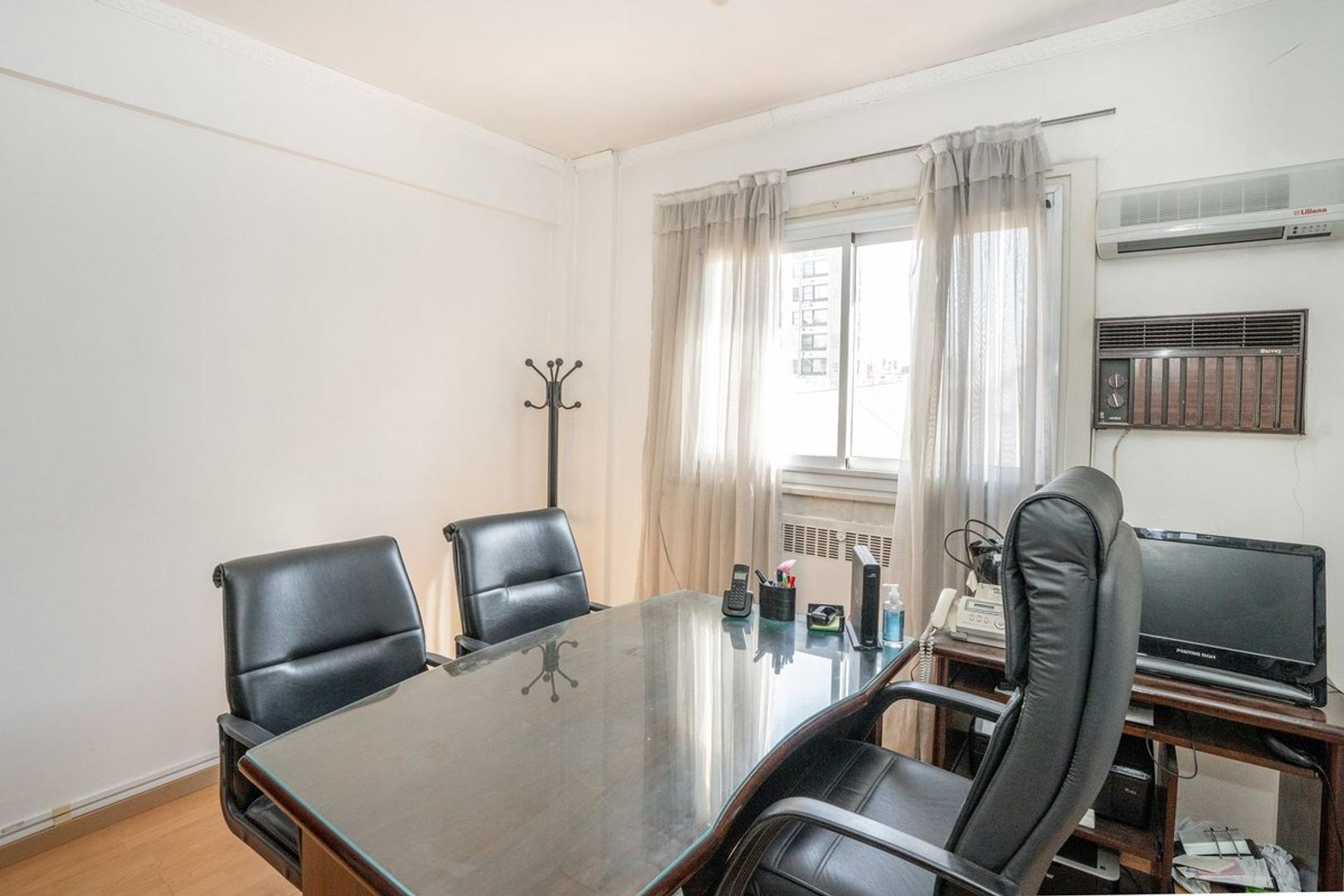 Oficina en Alquiler en San Nicolás, $ 290.000