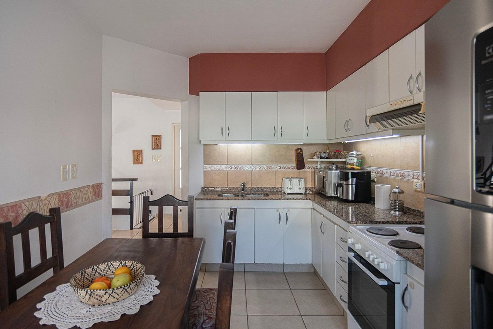 Depto Tipo Casa en Venta con 1 cocheras