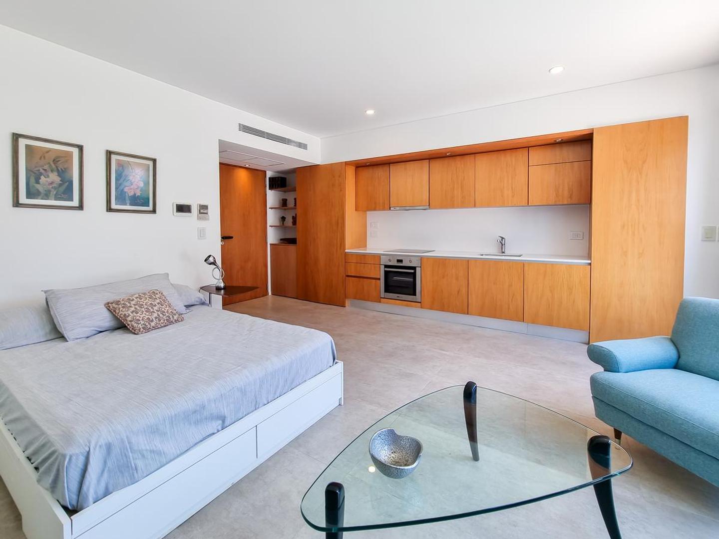 ESMERALDA  al 1000 10º