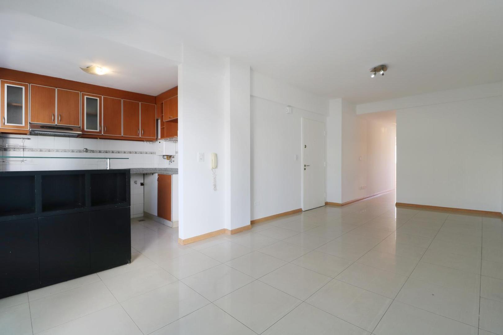 VENTA - 3 AMBIENTES BALCON AL FRENTE - VILLA PUEYRREDON