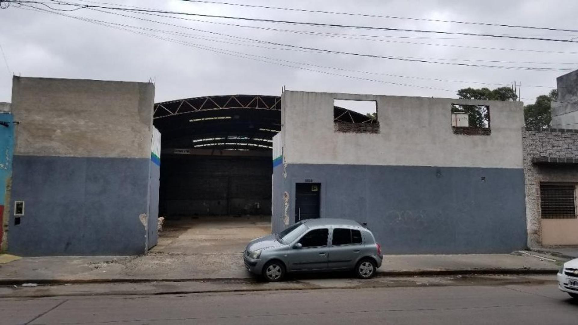 GALPON EN VENTA DOBLE FRENTE LARRALDE 5200 VILLA DOMINICO