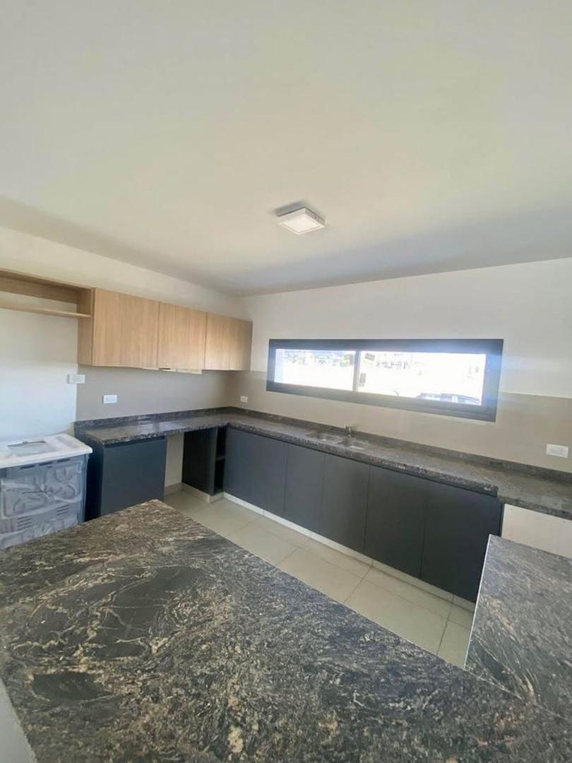 VENTA CASA 2 DORMITORIOS EN DOCTA CORDOBA