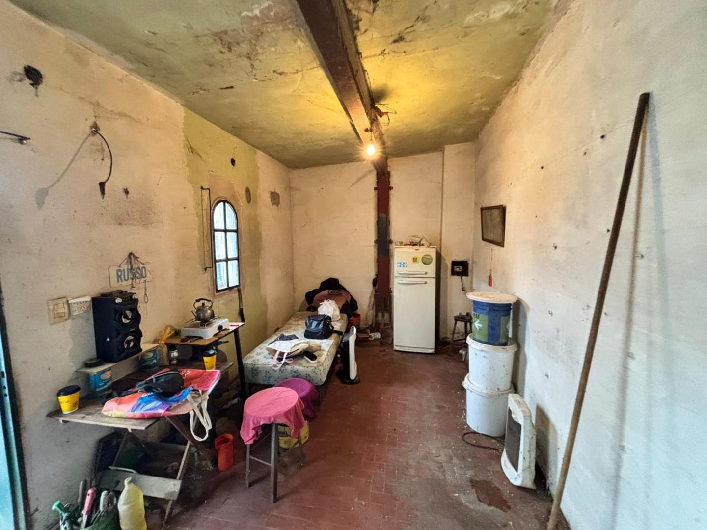 Galpon en Venta 10  mts Frente