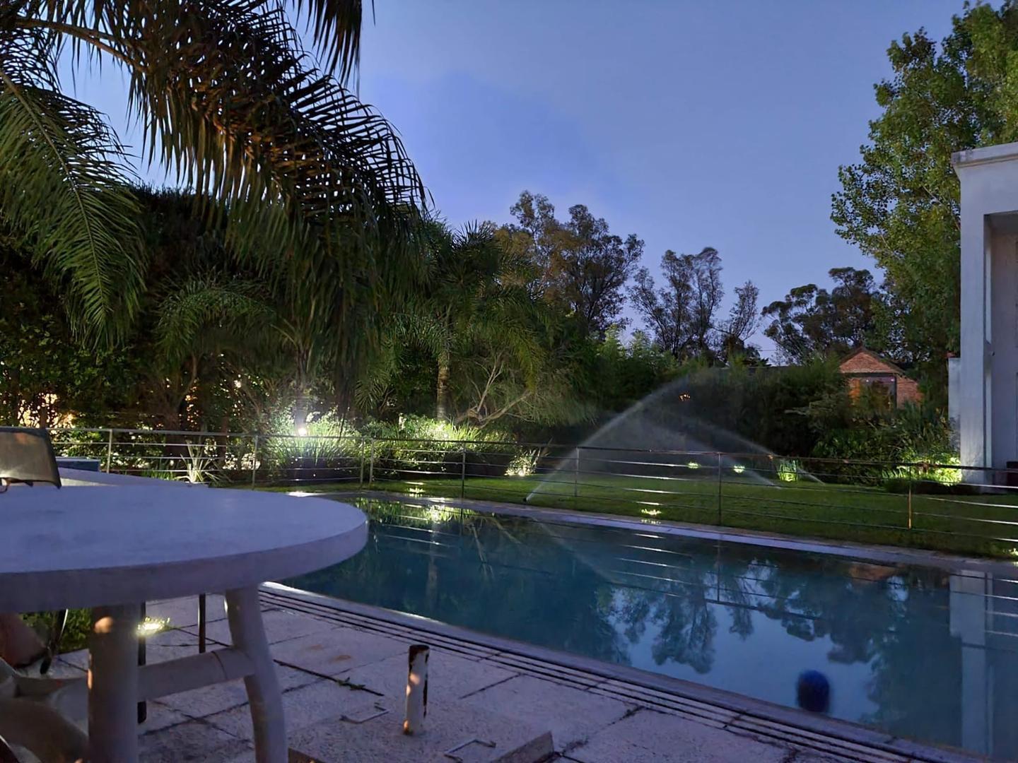 CASA VENTA  MAYLING  MODERNA  NUEVA con ascensor 5 dorm