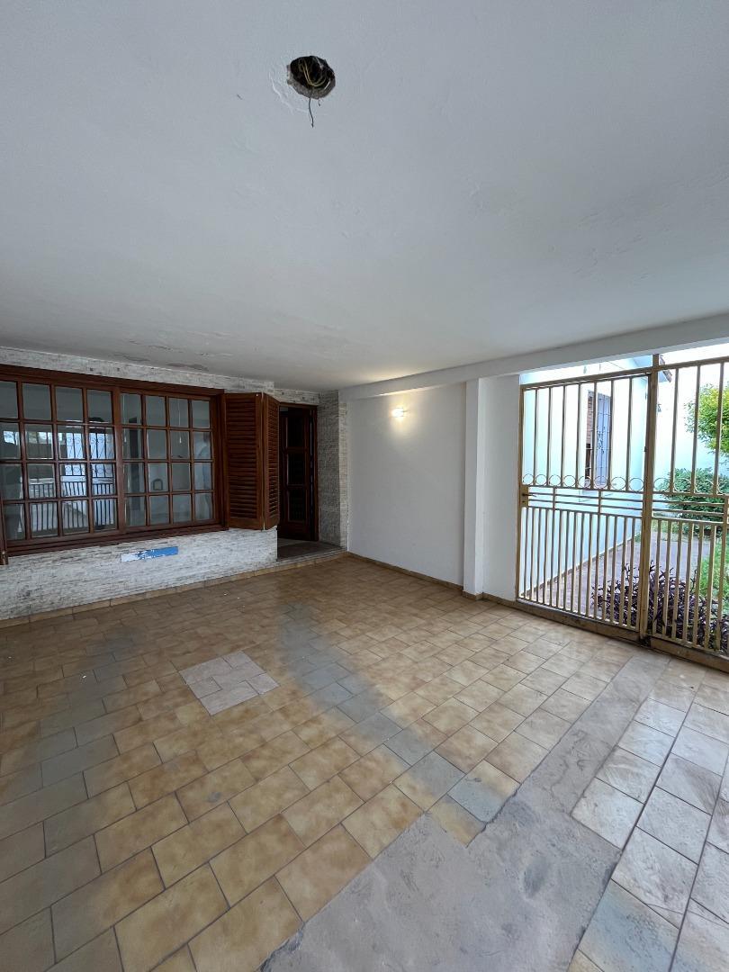 Vendo casa en Barrio Paso de los Andes, a metros del centro