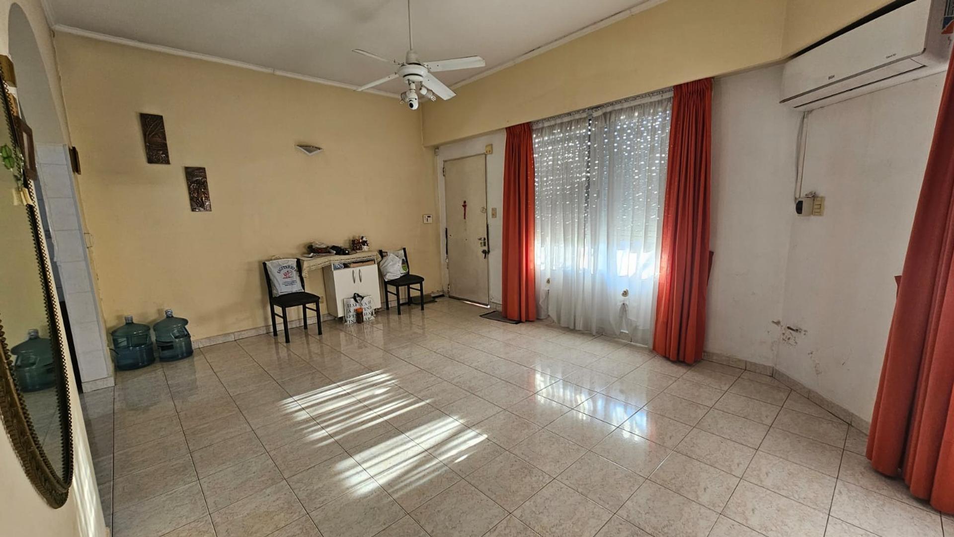 Casa en Venta en Villa Ballester, USD 140.000