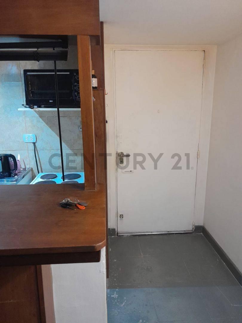 Av. Scalabrini Ortiz 1800, Piso 4