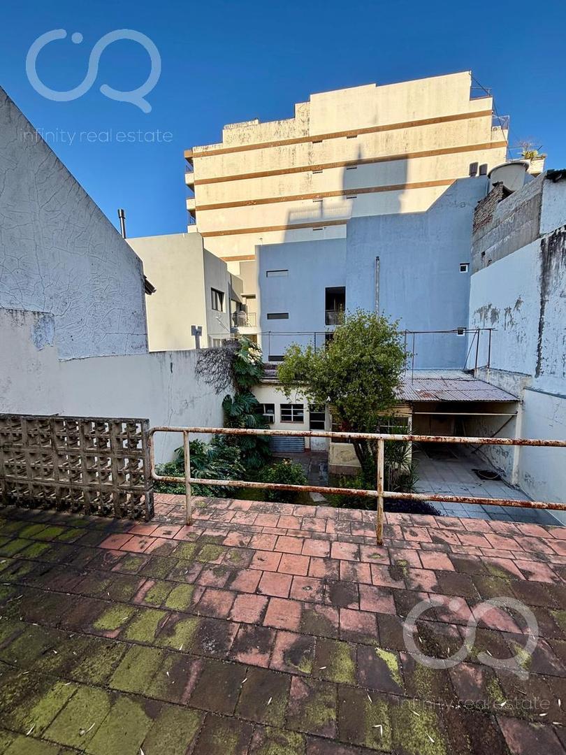 Manuela Ugarte  al 3600