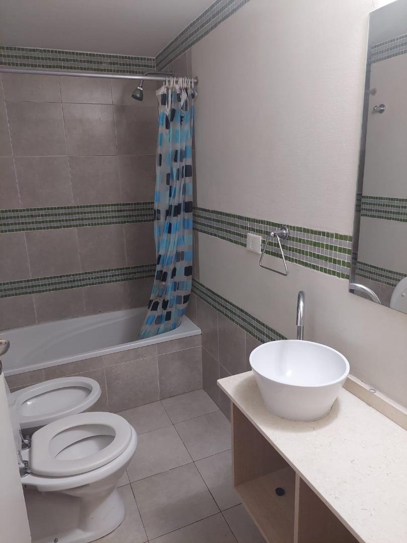 Departamento 2 ambientes con 2 baños