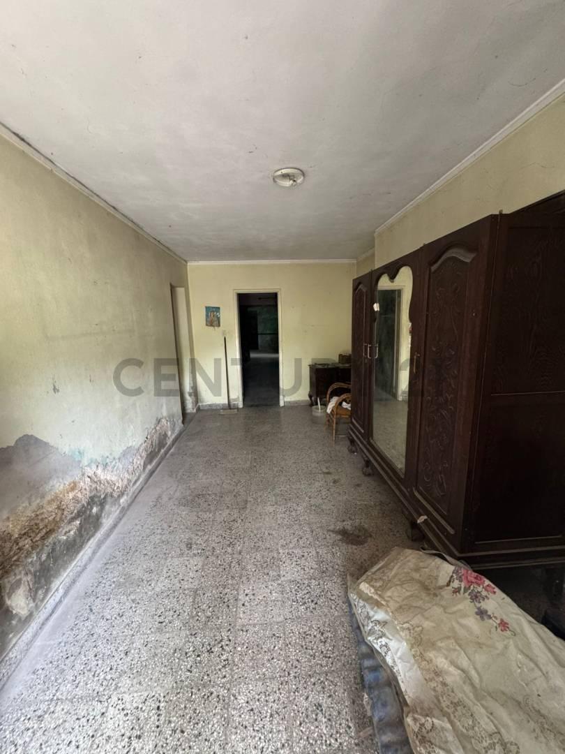 Casa en Venta a Reciclar 3 dormitorios en Los Hornos, La Plata