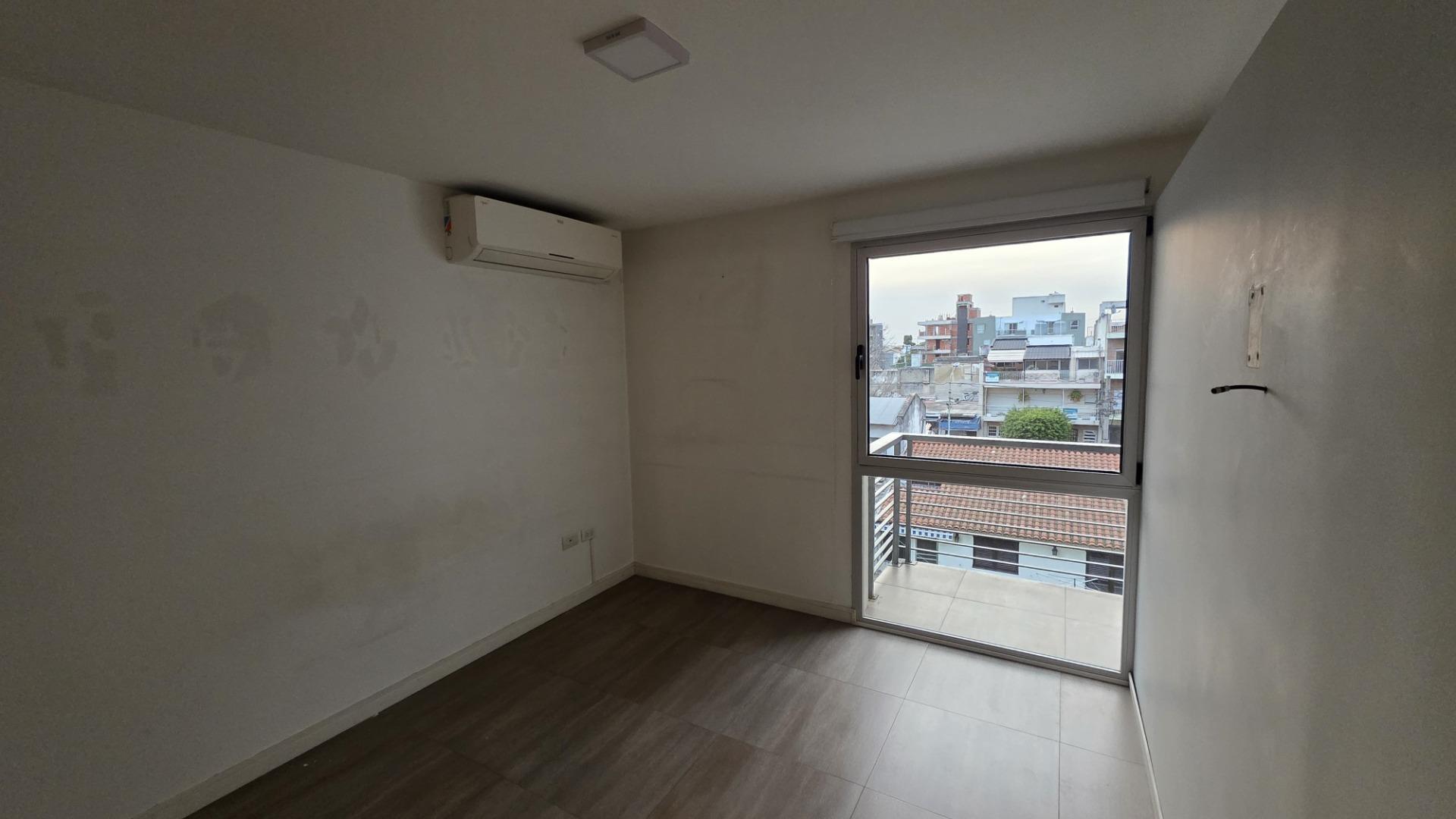 Departamento en venta - castelar sur
