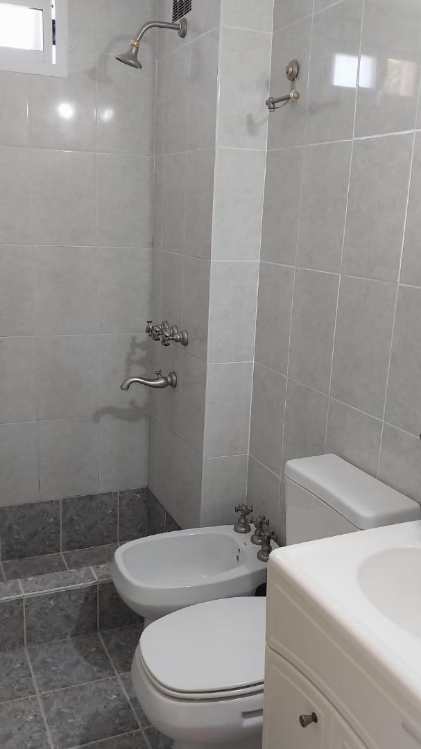 Departamento en Alquiler en Centro Sur, $ 790.000