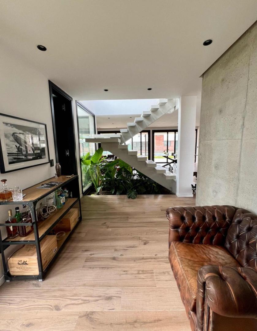 Riberas Puertos Del Lago 1000