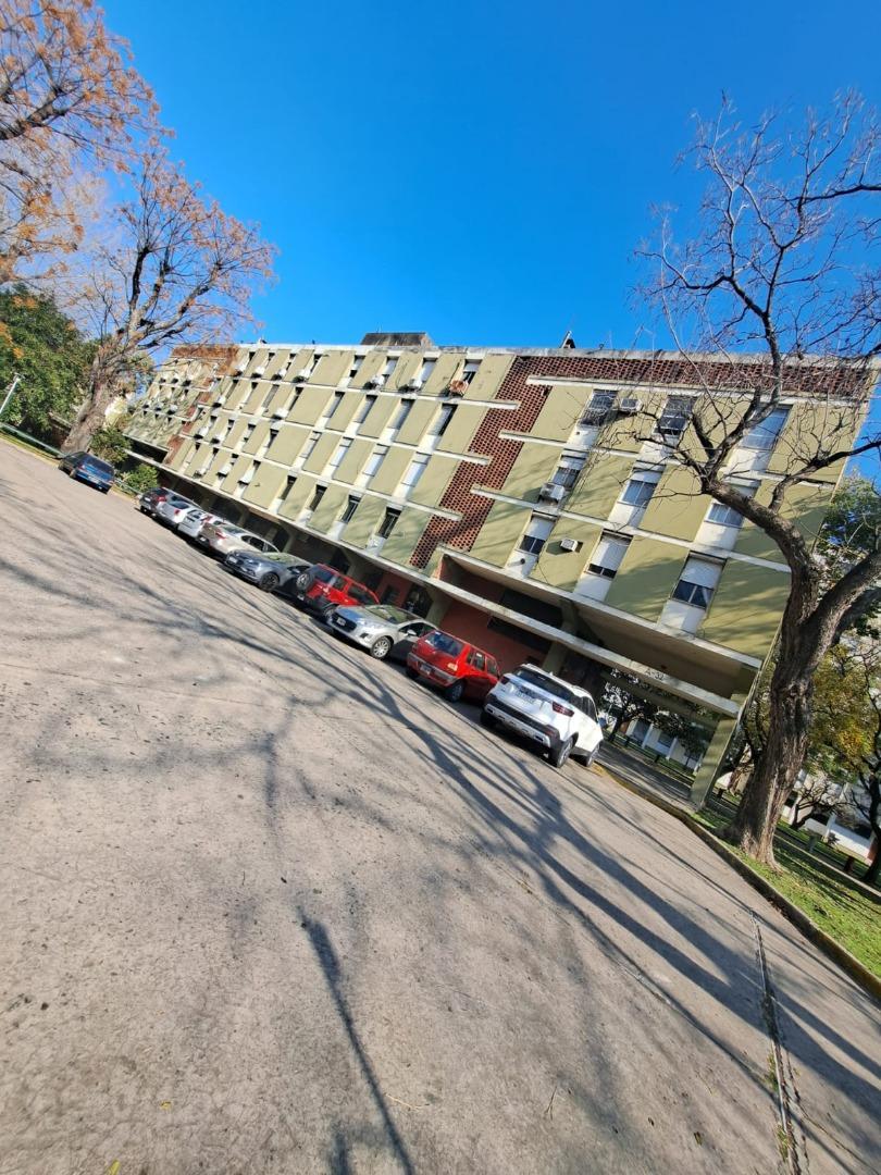 Diaz Velez 603 , Piso 3