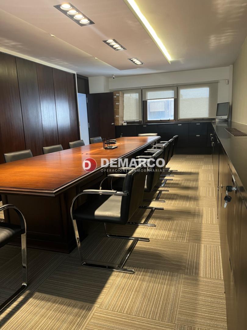 Reconquista 600, Piso 2