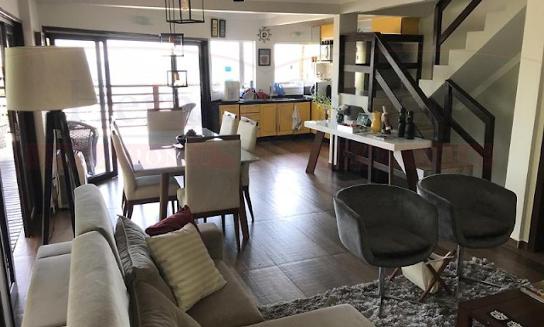 Departamento 4 ambientes con 4 baños