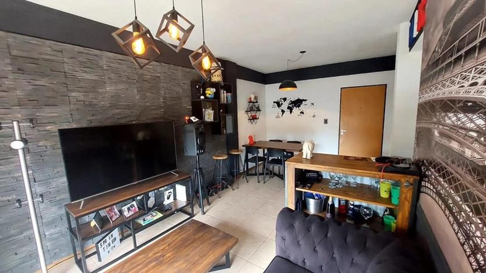 Departamento en Alquiler en General San Martin, $ 800.000