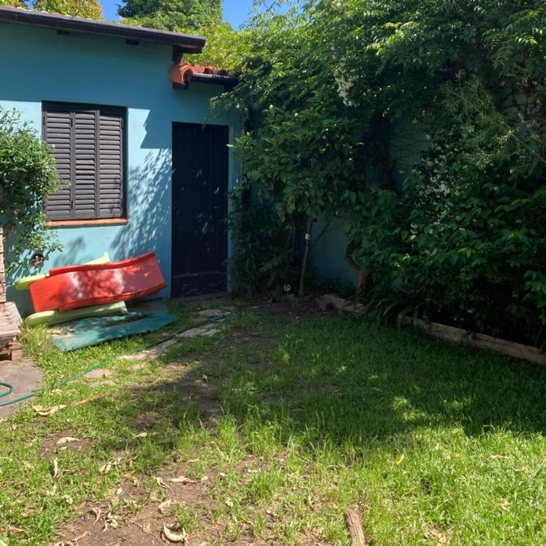 Casa 3 ambientes con 2 baños