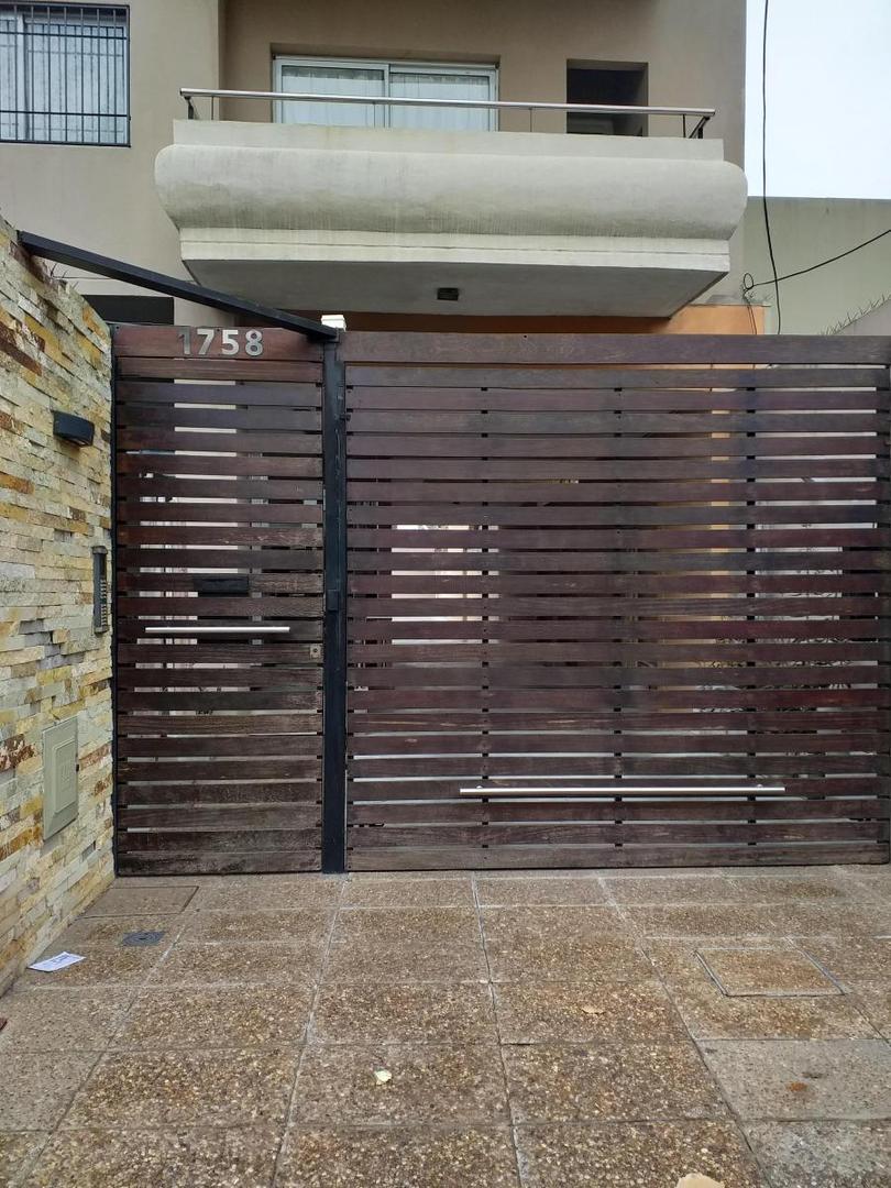 VENTA DEPARTAMENTO 2 AMBIENTES CON COCHERA, LANUS ESTE