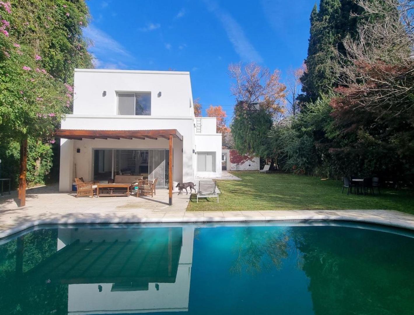 CASA VENTA PILAR MAYLING