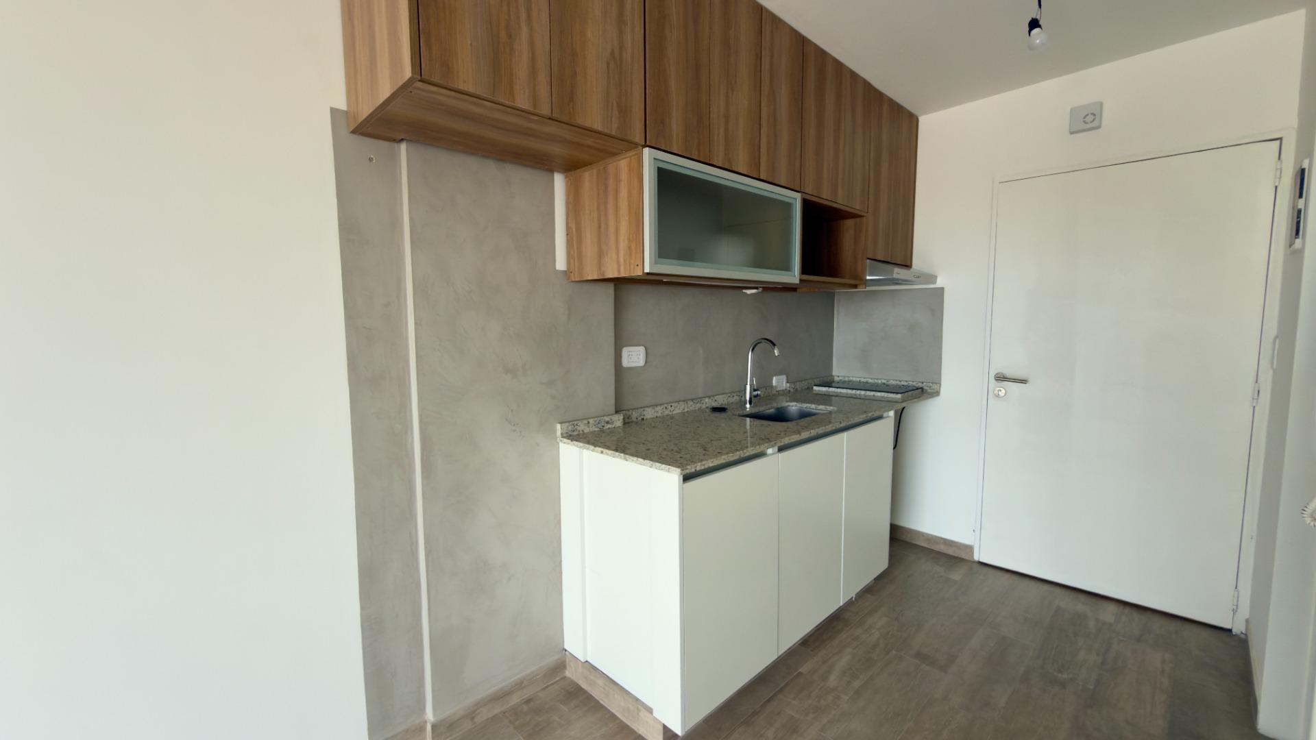 Departamento en Venta en Parque Avellaneda, USD 70.000