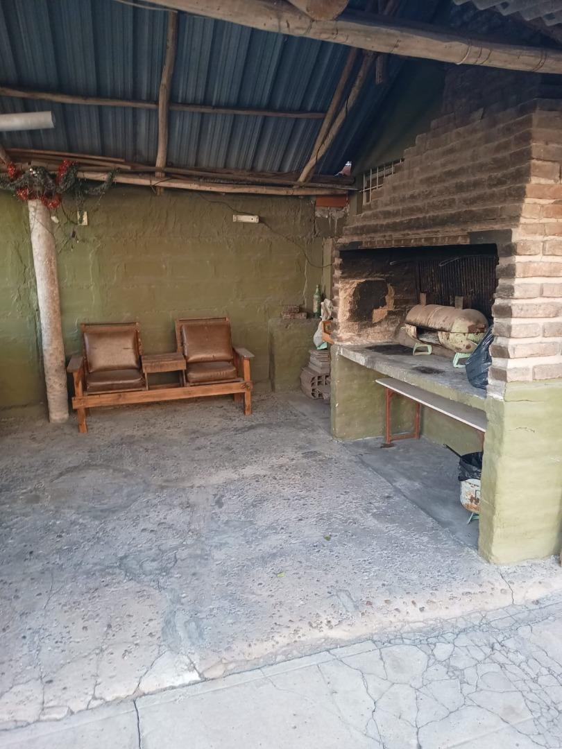 Casa 5 ambientes con 3 baños