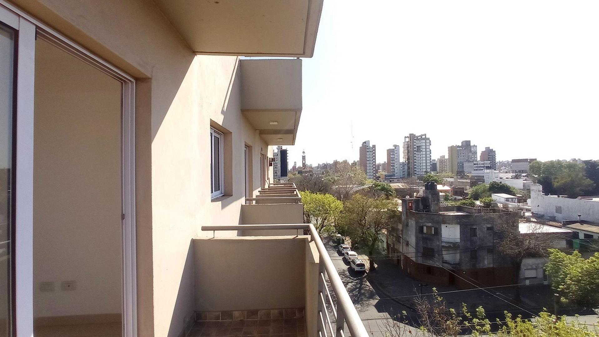 Departamento en Alquiler con 1 cocheras