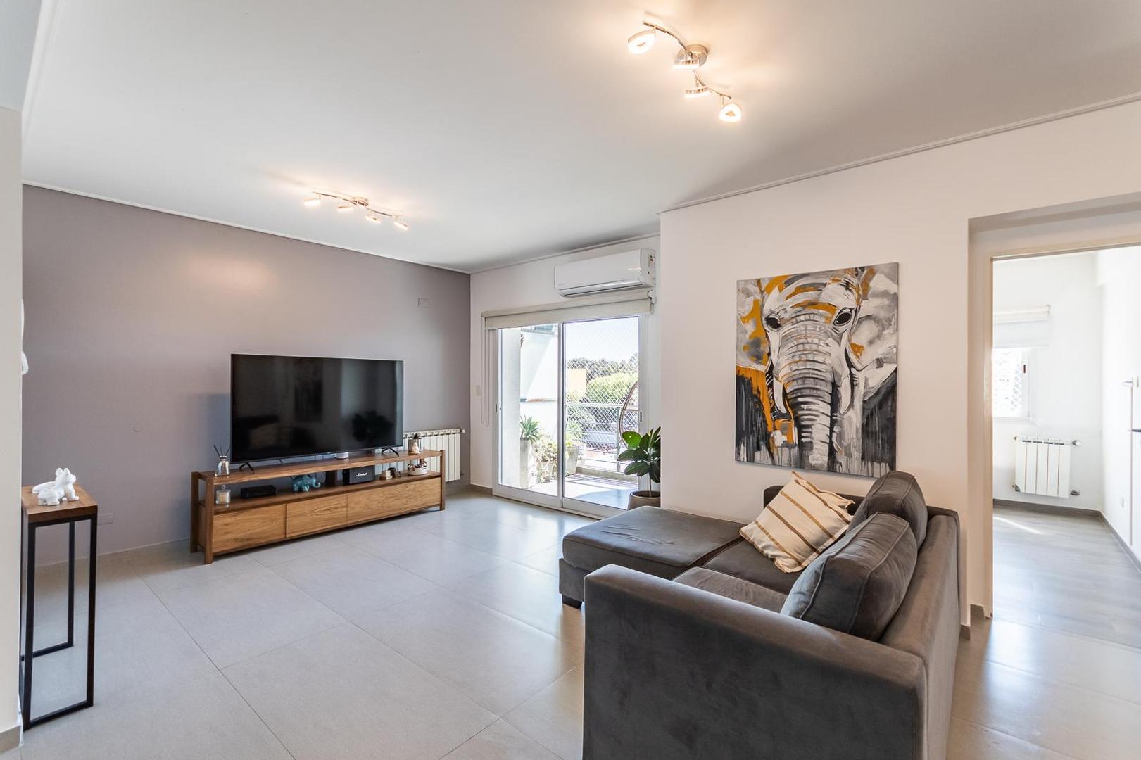 Departamento en Venta con 1 cocheras