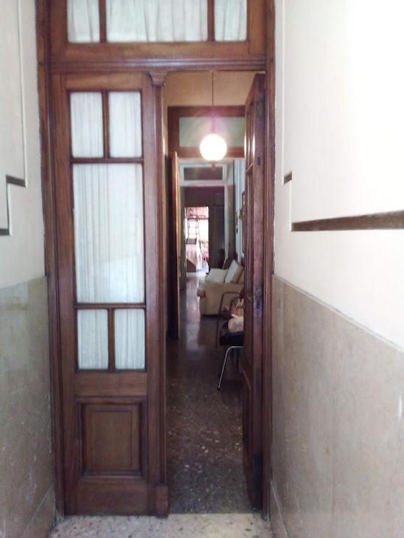 Terreno en Venta en Villa del Parque, USD 370.000