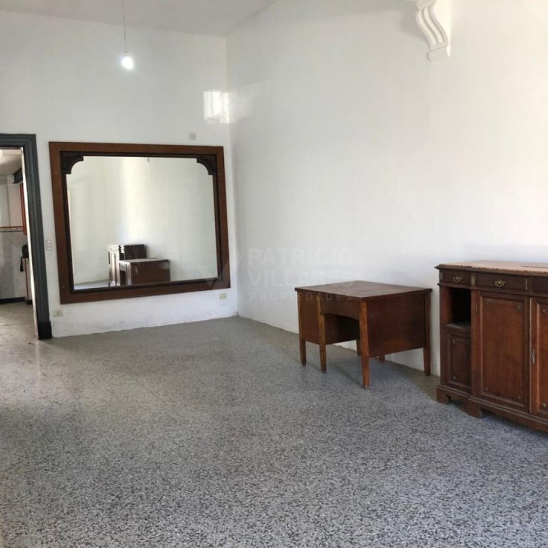 Lavalle 411 , Piso 1