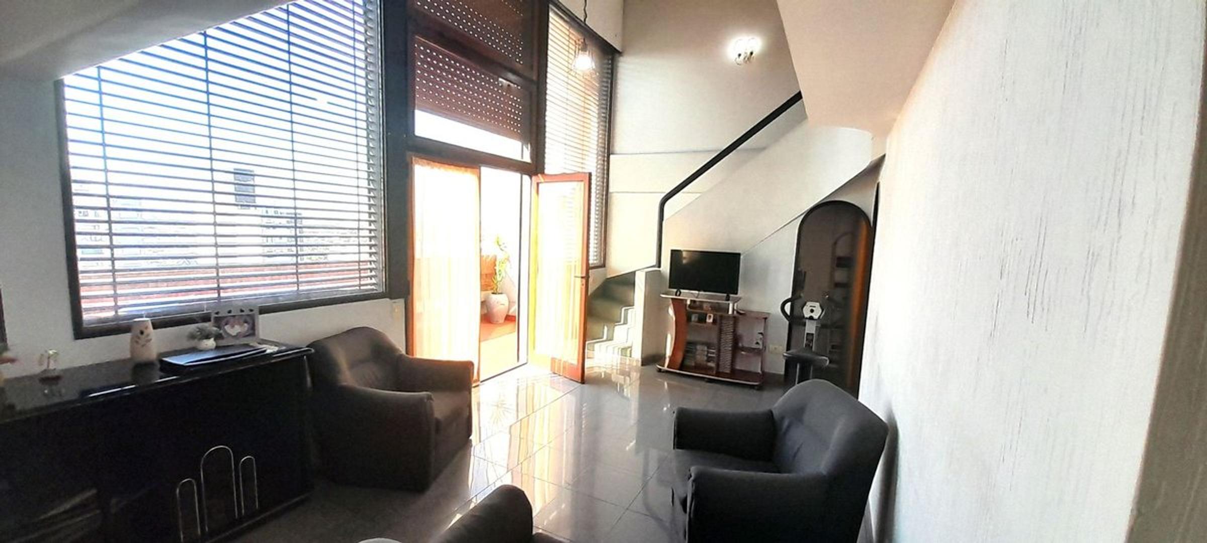 Departamento 4 ambientes con 3 baños