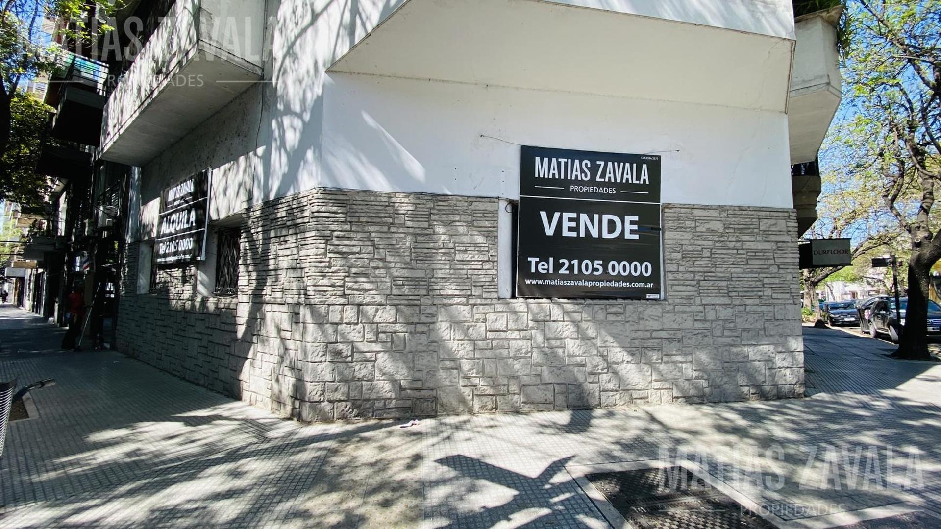 Magnifico PH a la calle en Esquina - SIN EXPENSAS - Zona Comercial UNICO  