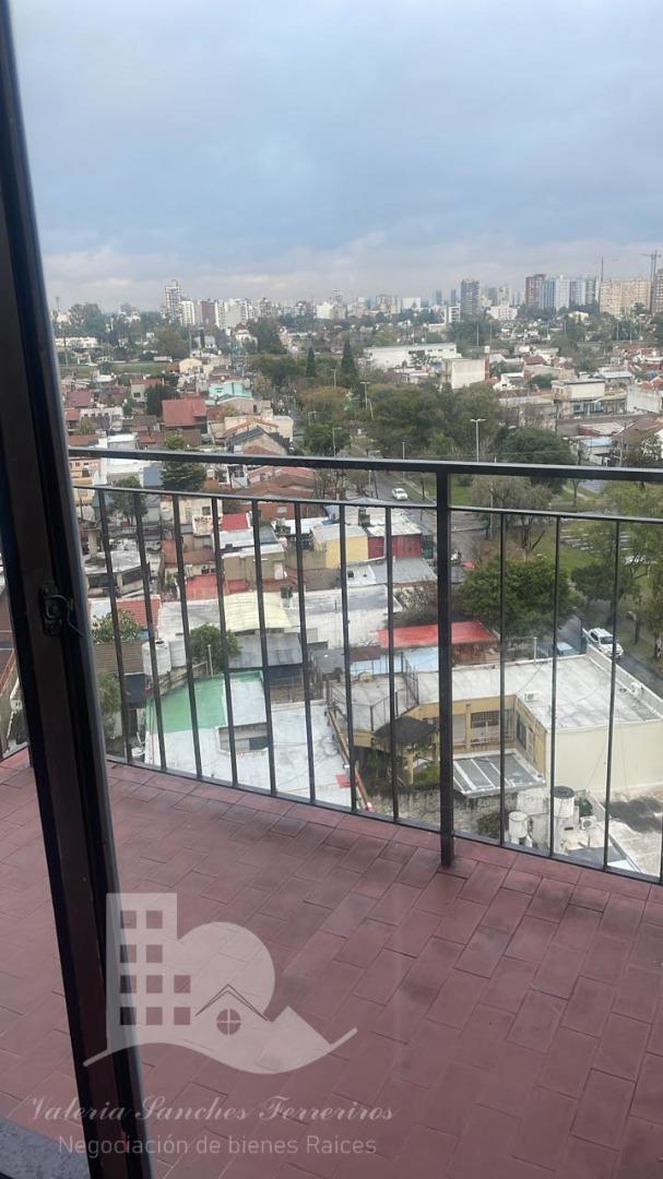 Las Flores 1600 , Piso 10