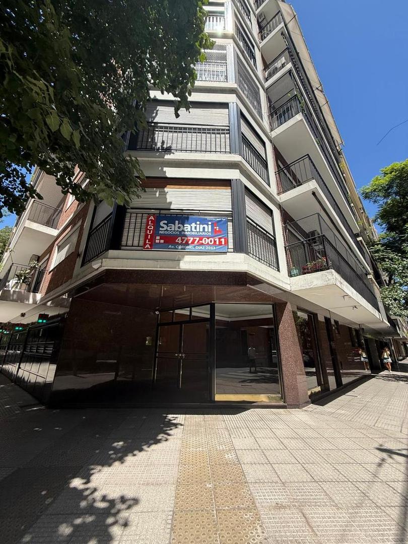 Alquiler Semipiso 4 ambientes c/ cochera en Belgrano