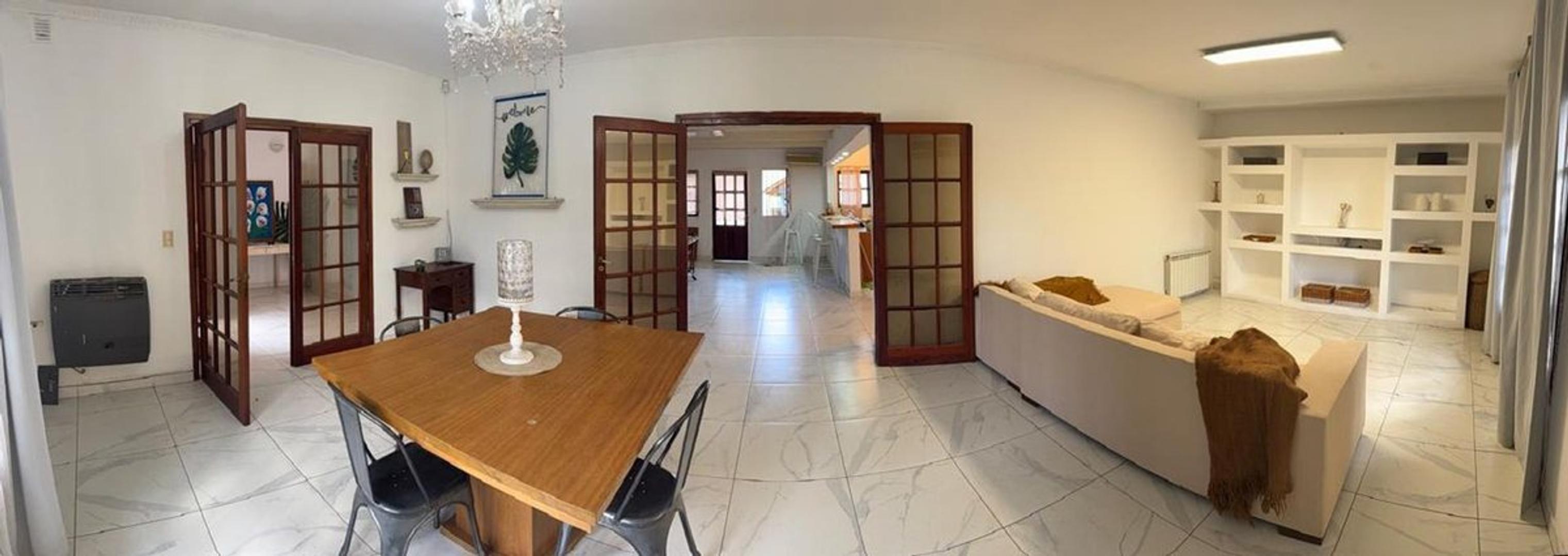 Venta de Casa Familiar Apta Crédito Barrio Seguro