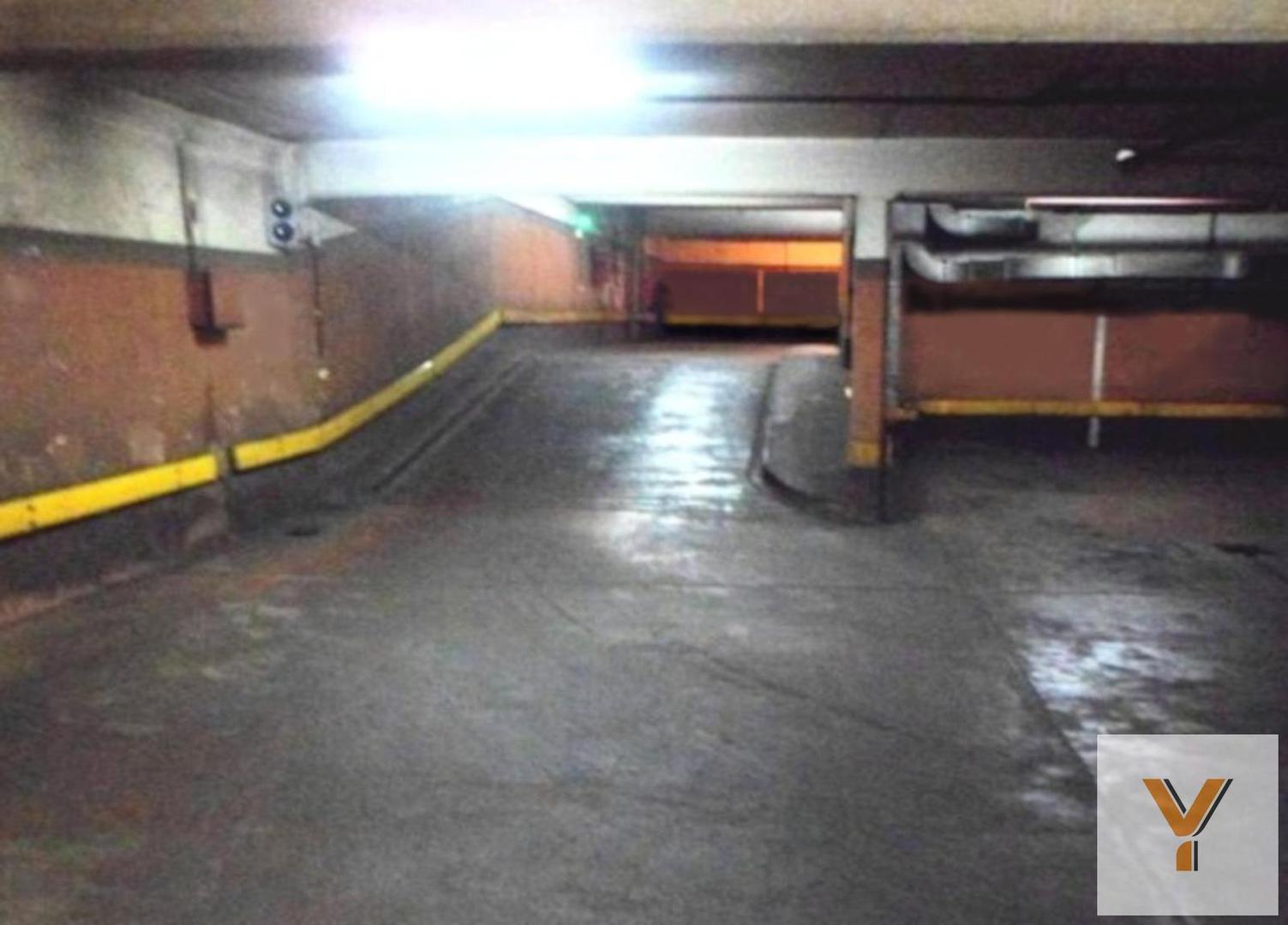 Cochera en venta - 10Mts2 - Microcentro