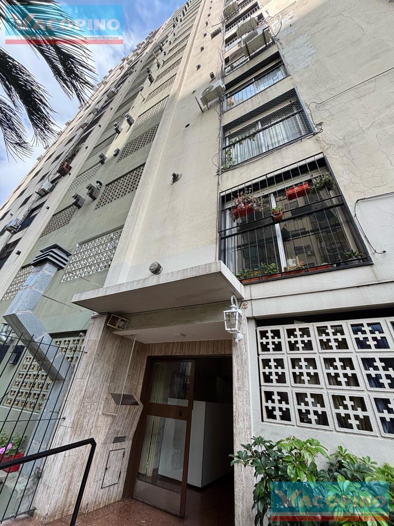Departamento en Alquiler en Monte Castro, $ 1.200.000