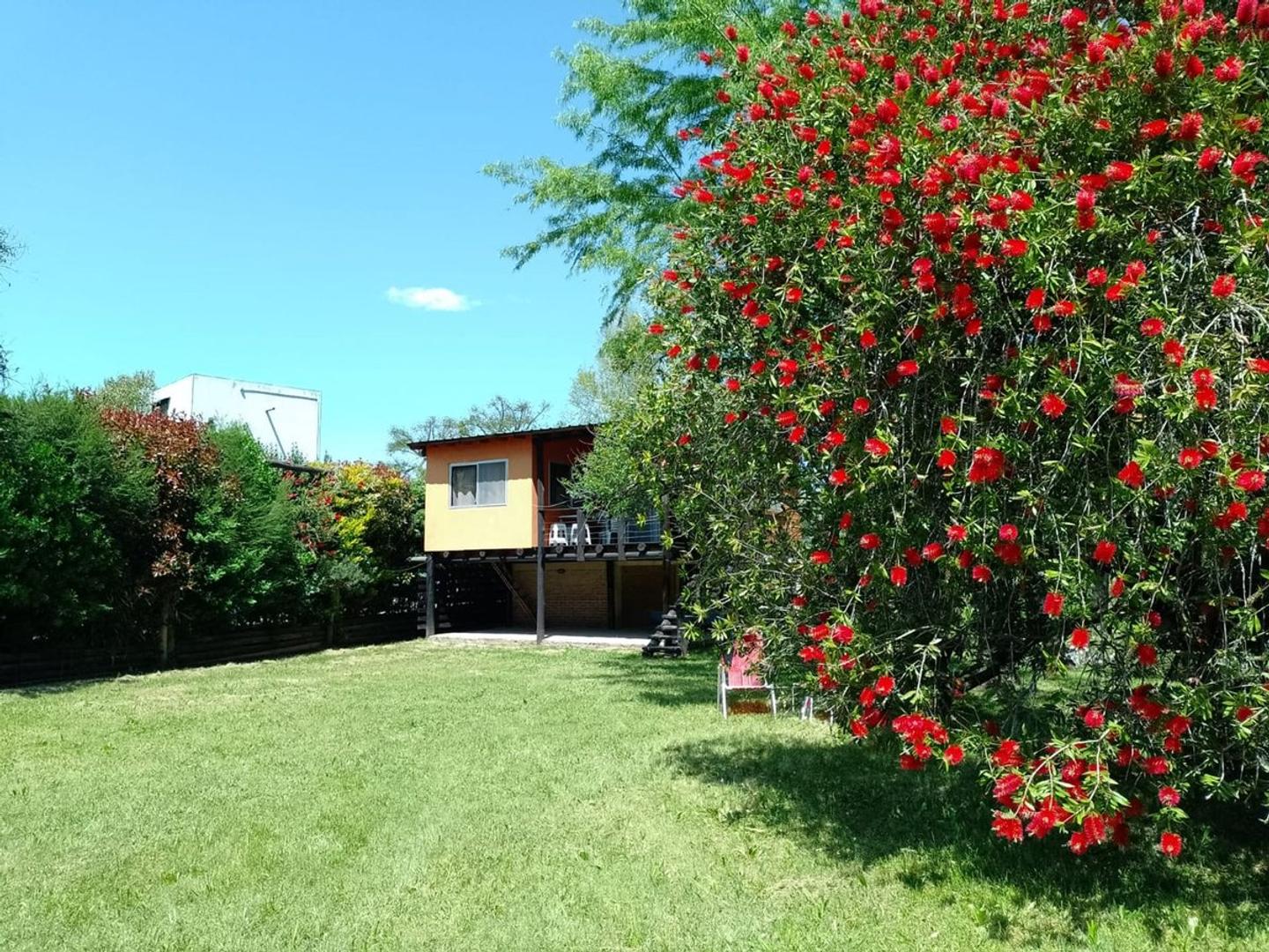 Casa en Venta con 1 cochera