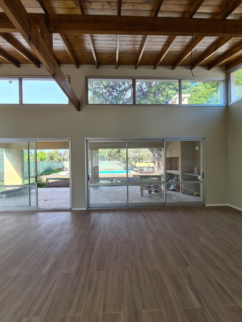 Casa en Venta en Ezeiza, USD 260.000